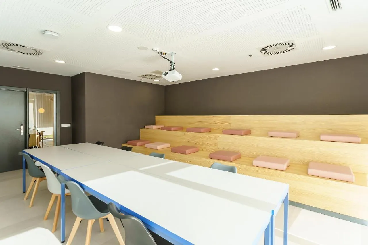 Residencia Universitaria Resa Campus Malaga 0*,